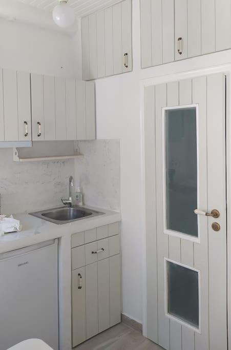 Вилла Naxion Esti - Διαμονή Στην Παλιά Χώρα Της Νάξου Naxos City Экстерьер фото